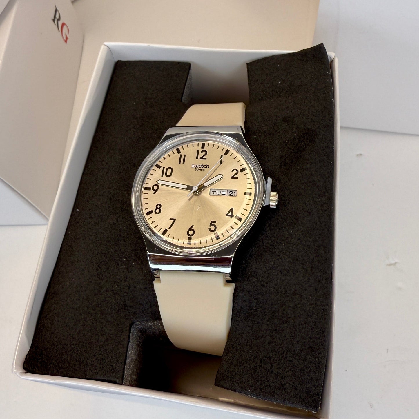 SWATCH EXTRAPLANO PARA DAMA REF-B