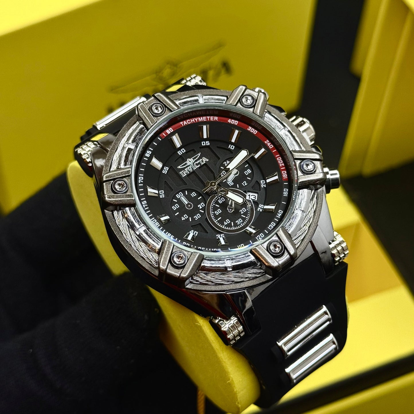 INVICTA BOLT GUAYA PARA HOMBRE REF-NPN