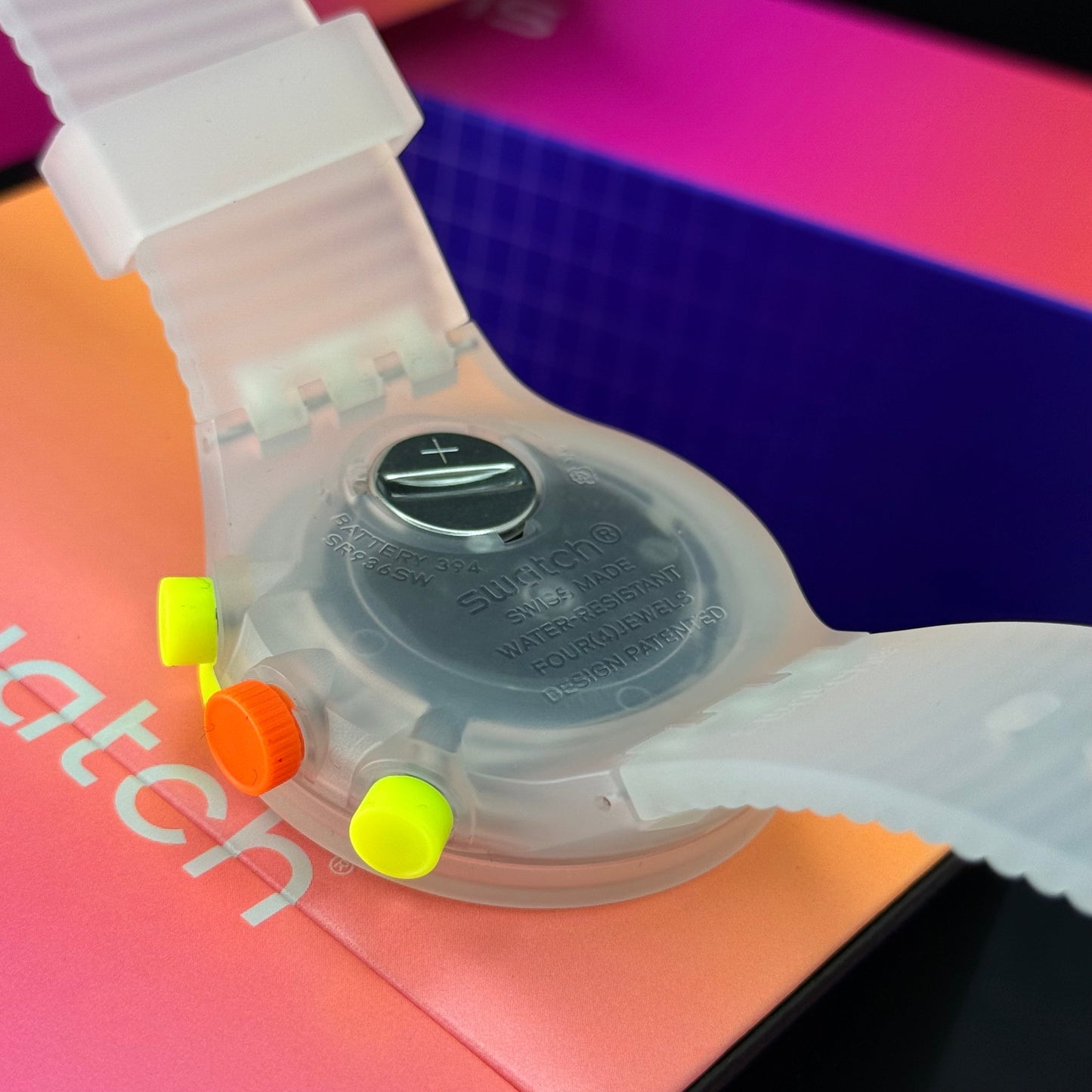 SWATCH ORIGINAL LUXURY NEON JELLY PARA HOMBRE REF SCK104