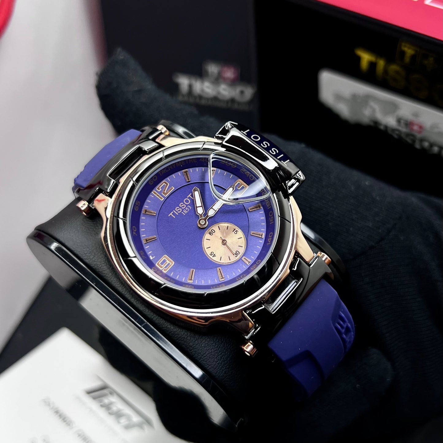 PAREJA TISSOT T-RACE  REF-A