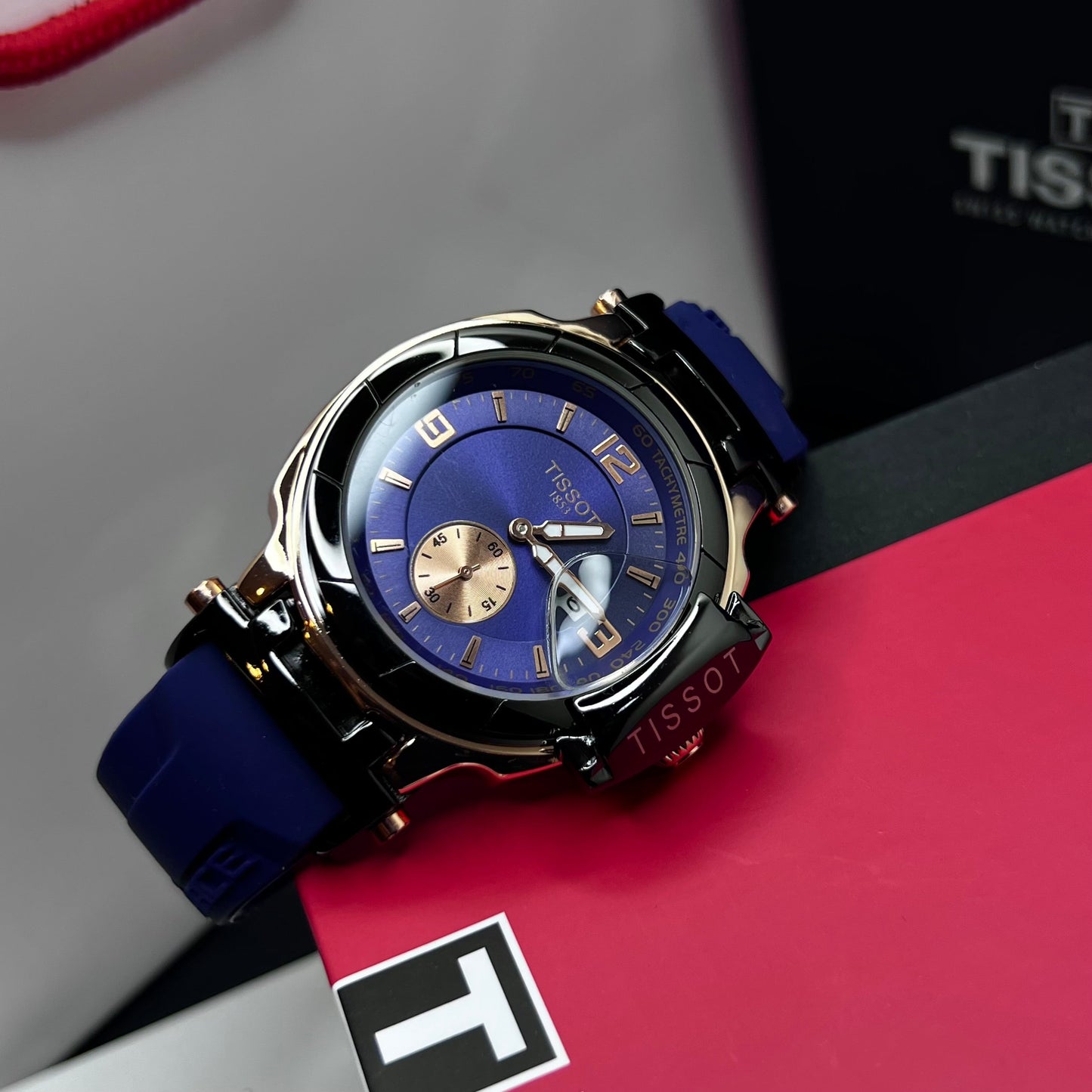 PAREJA TISSOT T-RACE  REF-A
