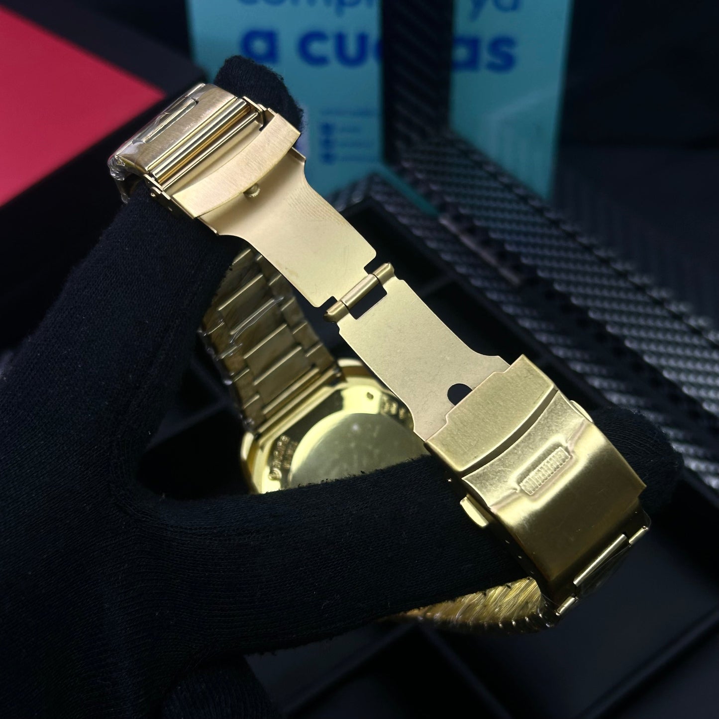 BULGARY PRE-OWNED PARA HOMBRE REF OCTO-D