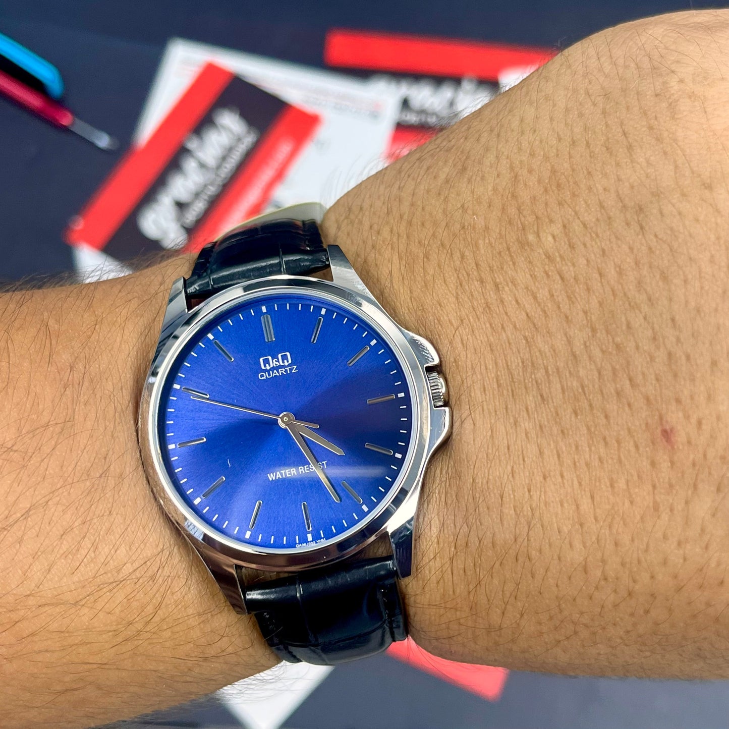 QyQ ORIGINAL PARA HOMBRE REF-QA06J302Y