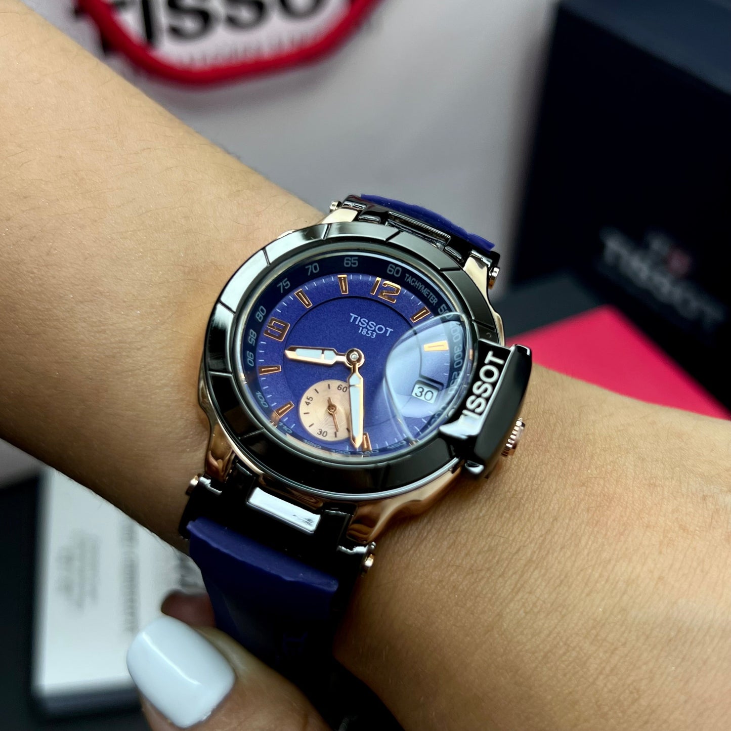 PAREJA TISSOT T-RACE  REF-A