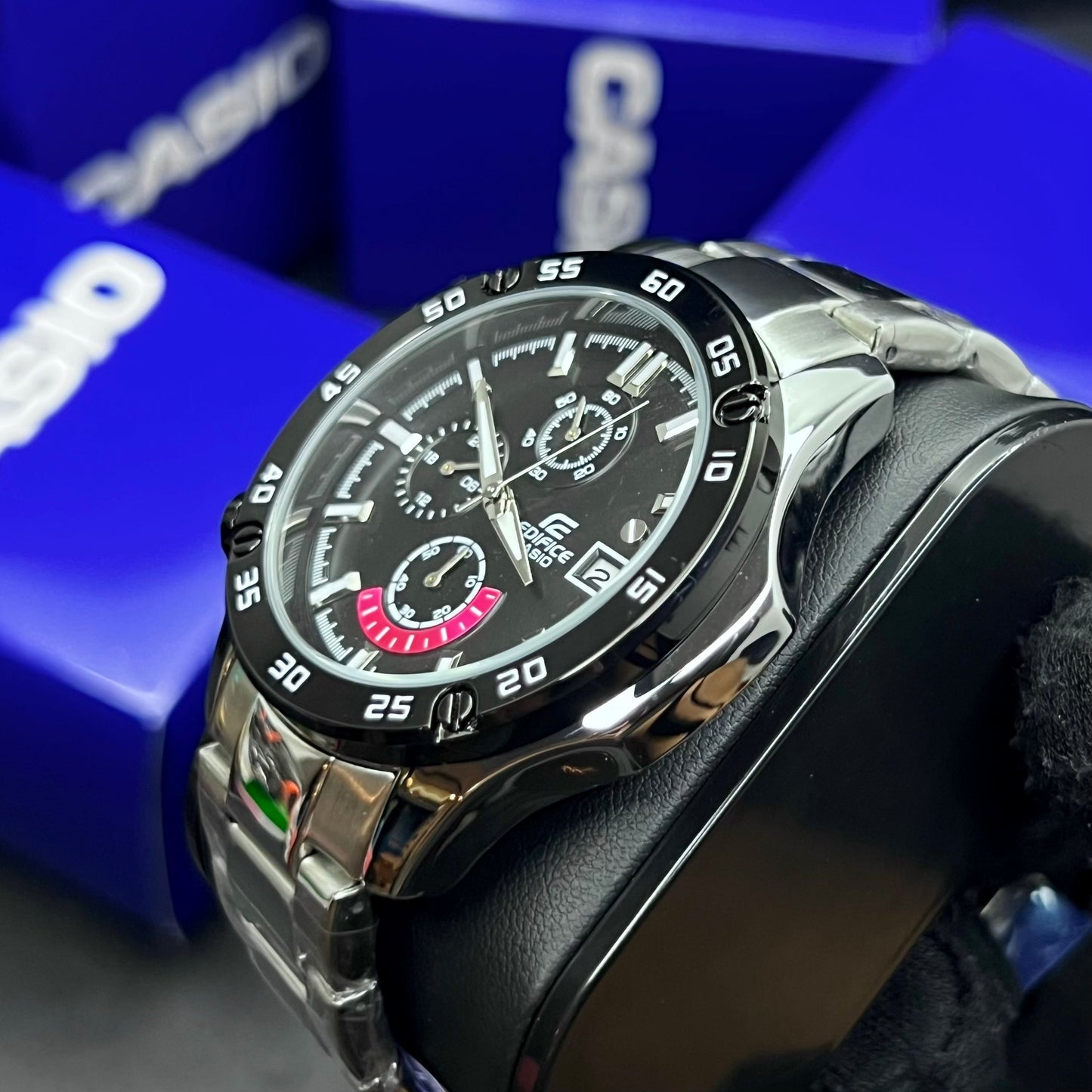 CASIO EDIFICE EFR 558  FUNCIONAL PARA HOMBRE REF-PN1