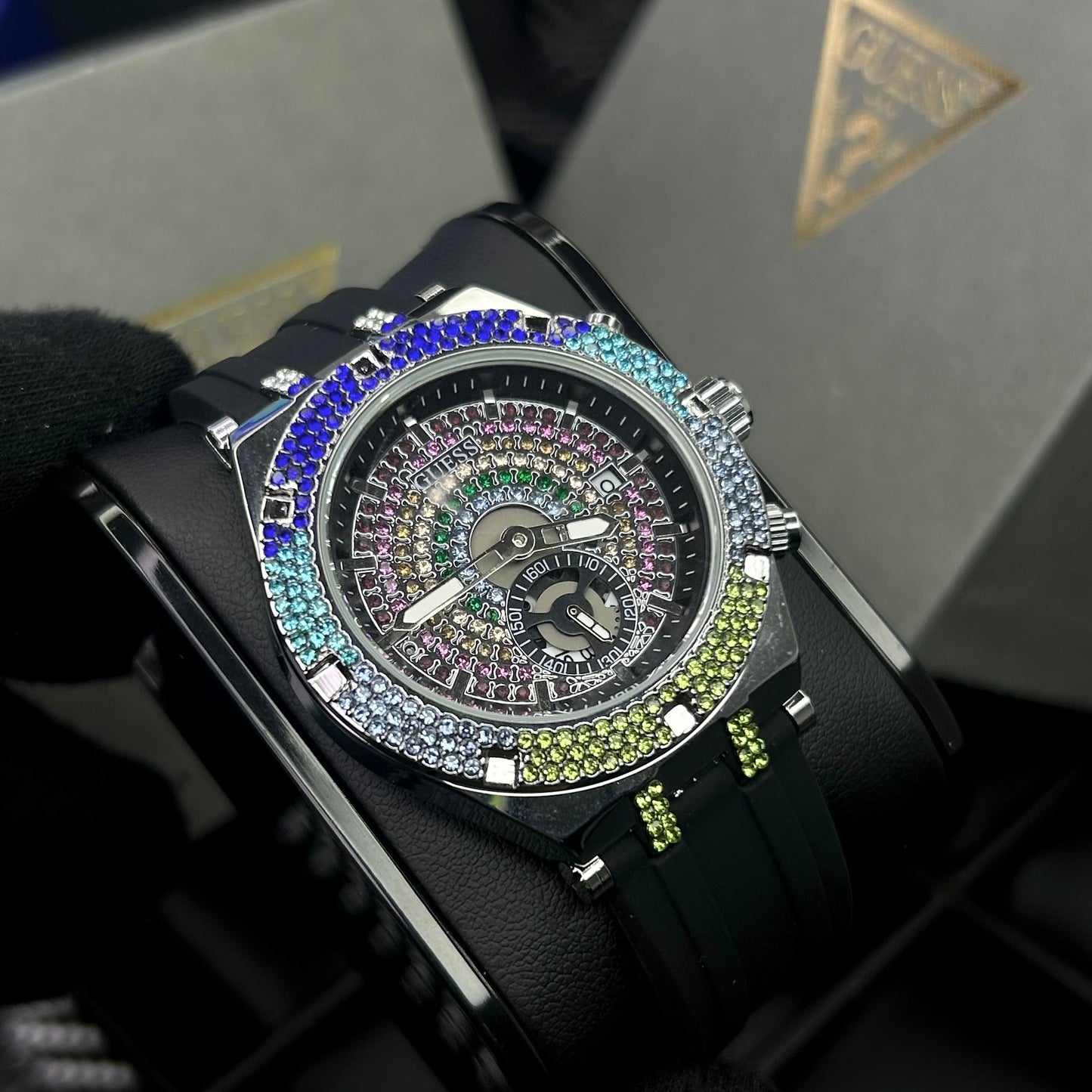 GUESS CUBANO PARA DAMA  REF-NP