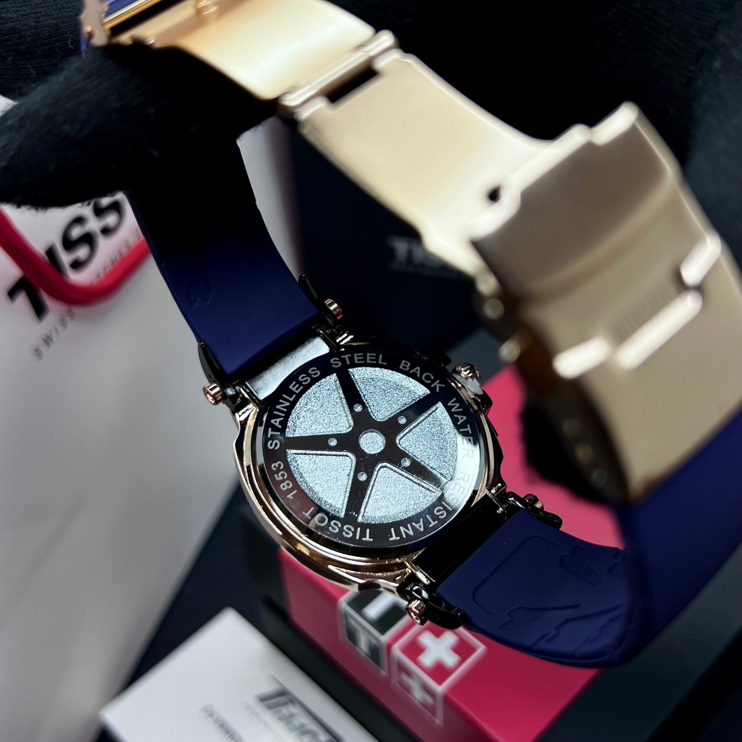 PAREJA TISSOT T-RACE  REF-A