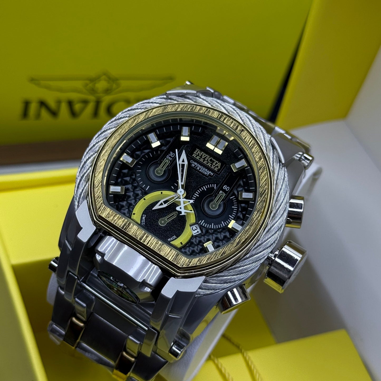 INVICTA BOLT ZEUS GUAYA ACERO PARA HOMBRE REF-BN
