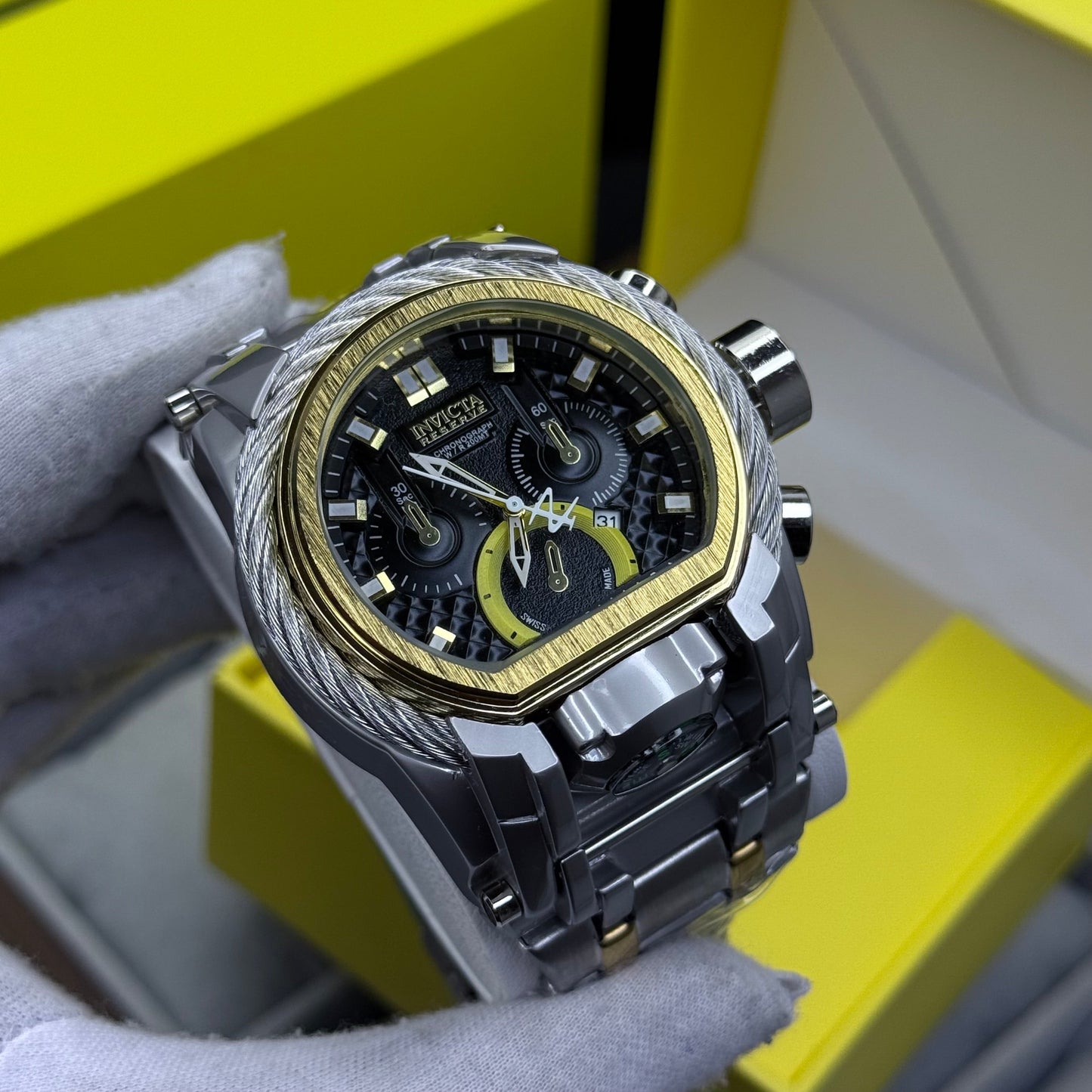 INVICTA BOLT ZEUS GUAYA ACERO PARA HOMBRE REF-BN