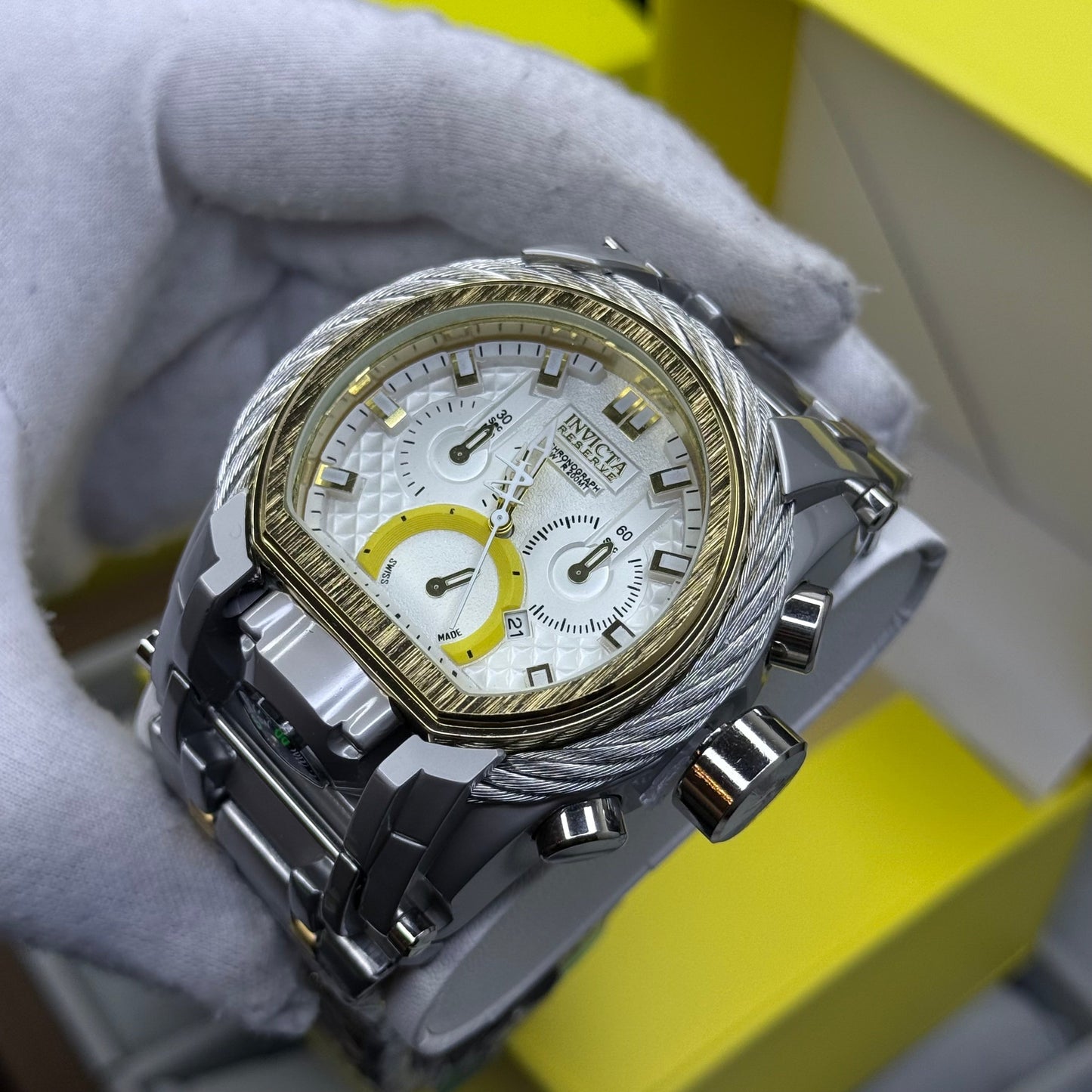 INVICTA BOLT ZEUS GUAYA ACERO PARA HOMBRE REF-BB