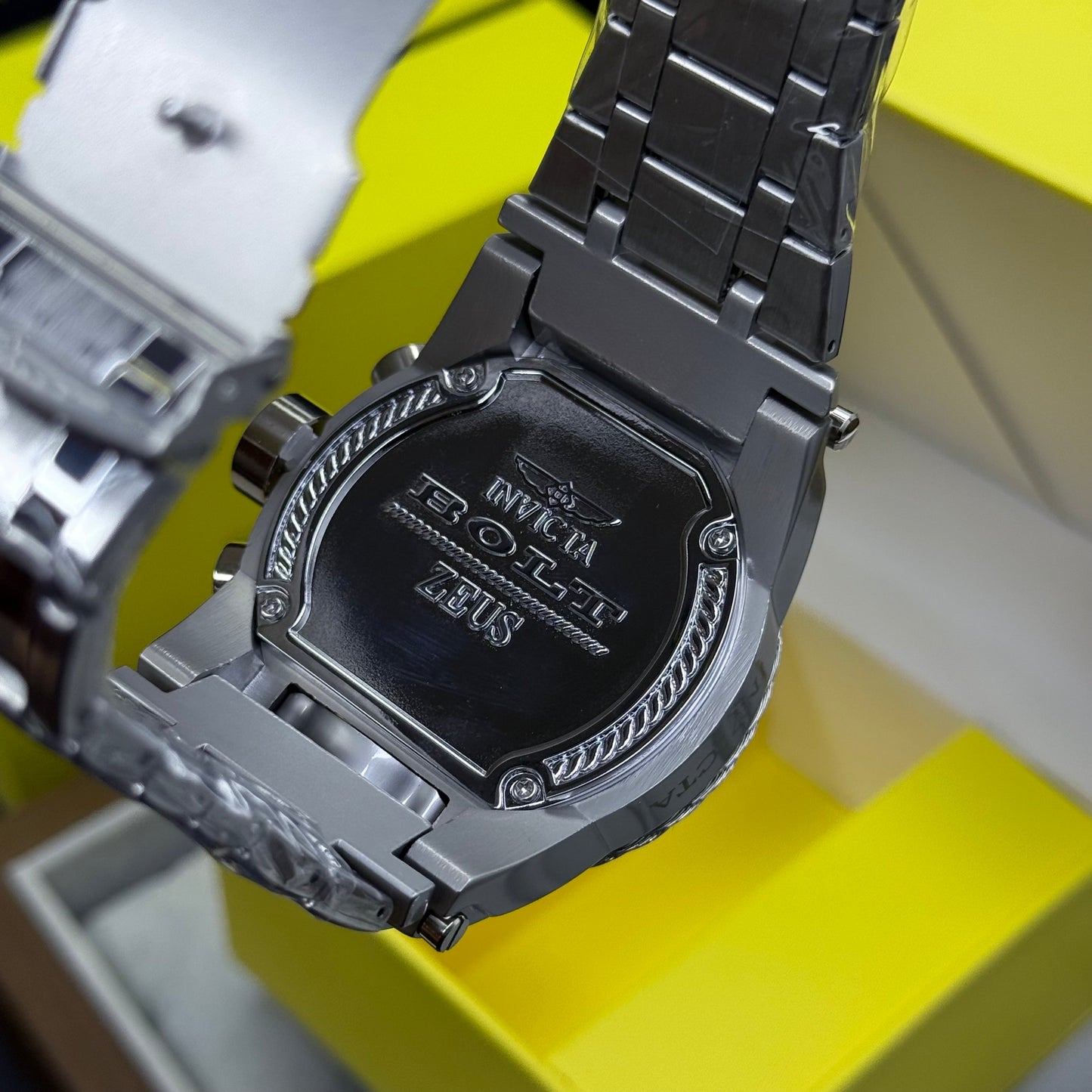 INVICTA BOLT ZEUS GUAYA ACERO PARA HOMBRE REF-BB