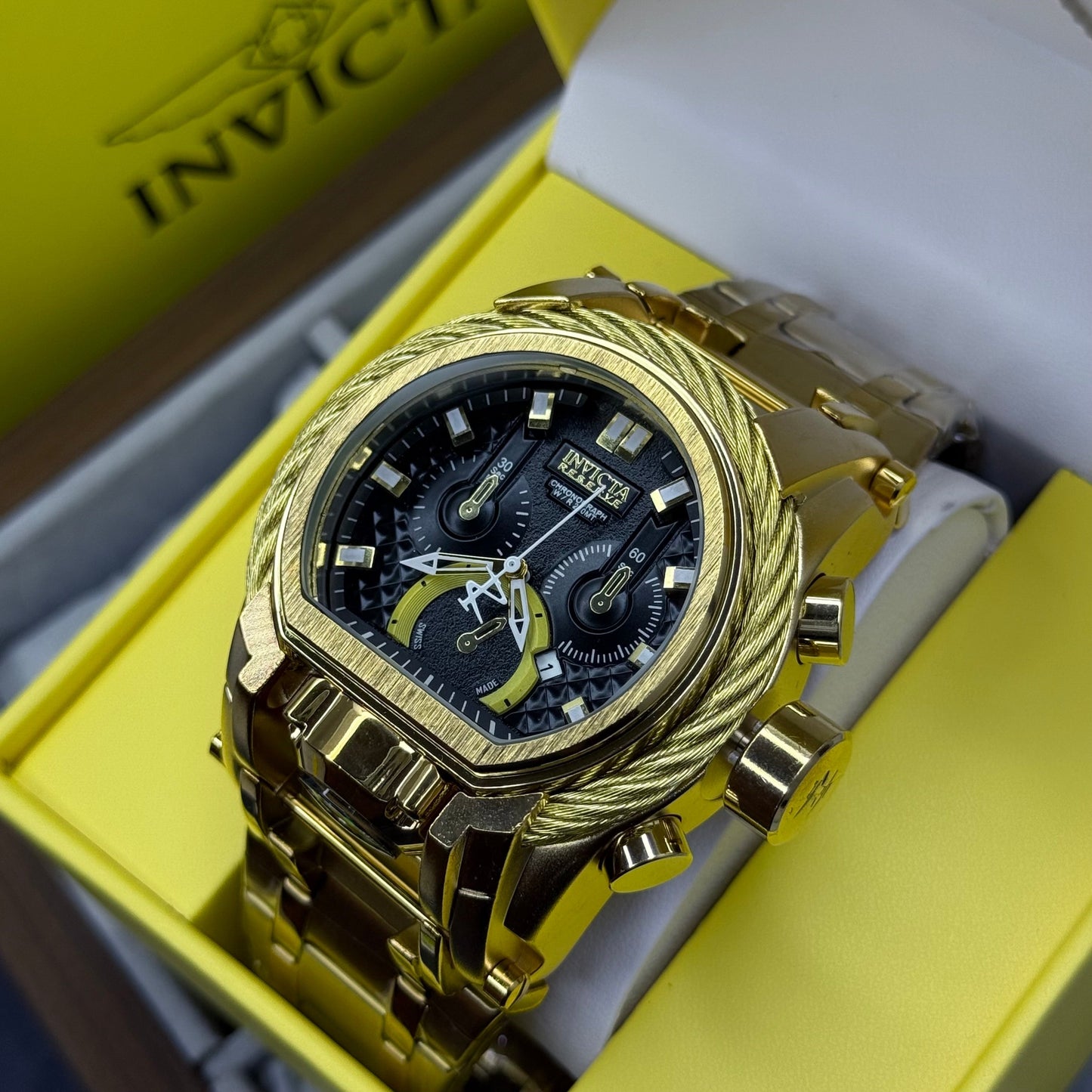 INVICTA BOLT ZEUS GUAYA ACERO PARA HOMBRE REF-DN