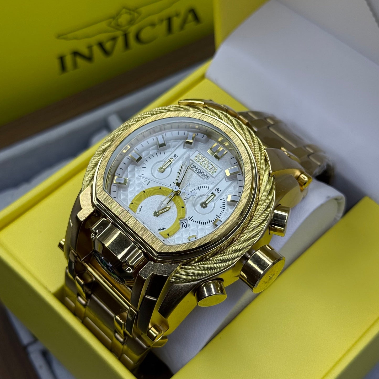 INVICTA BOLT ZEUS GUAYA ACERO PARA HOMBRE REF-DB