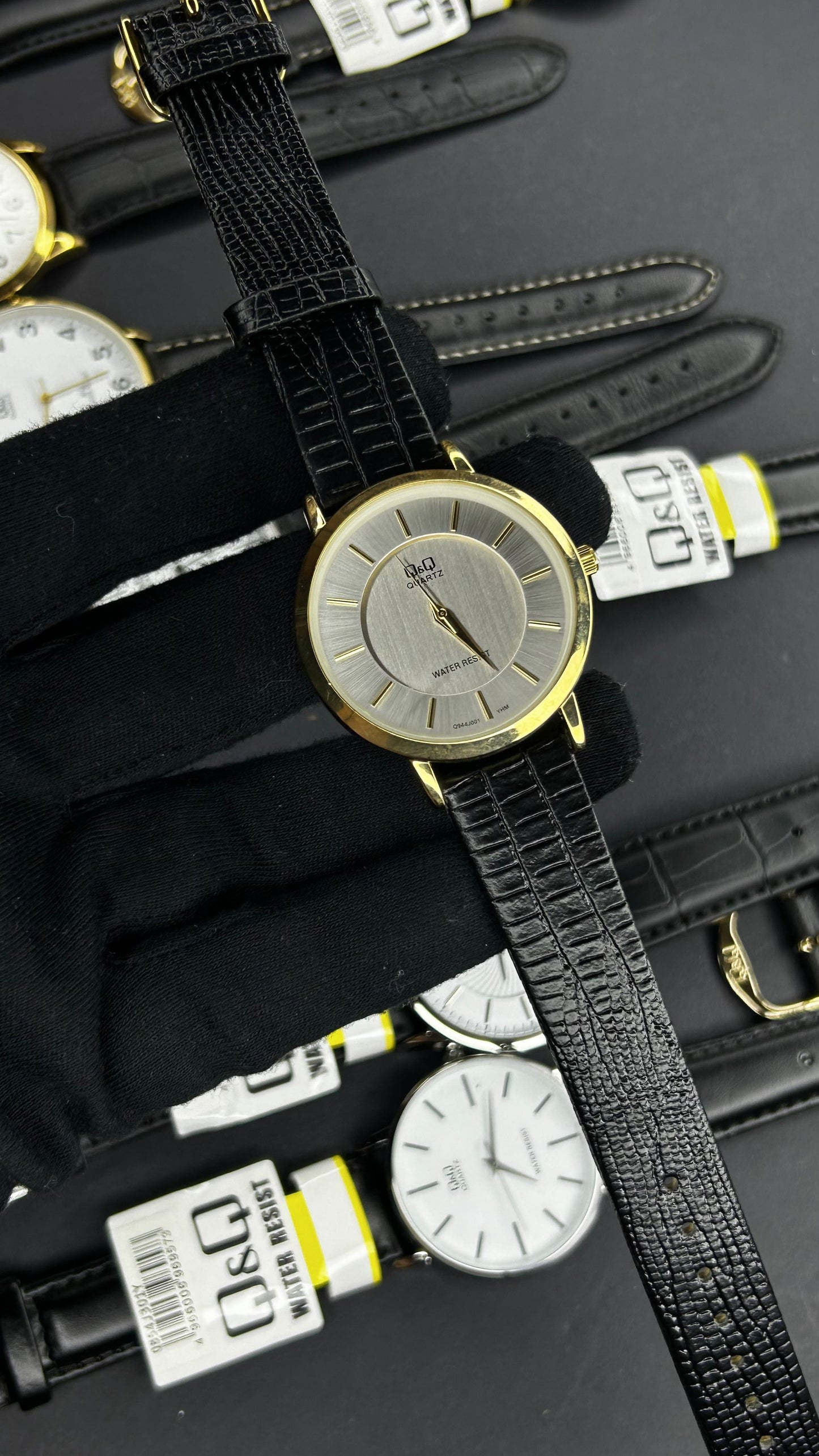 QyQ ORIGINAL PARA HOMBRE REF-Q944J001Y