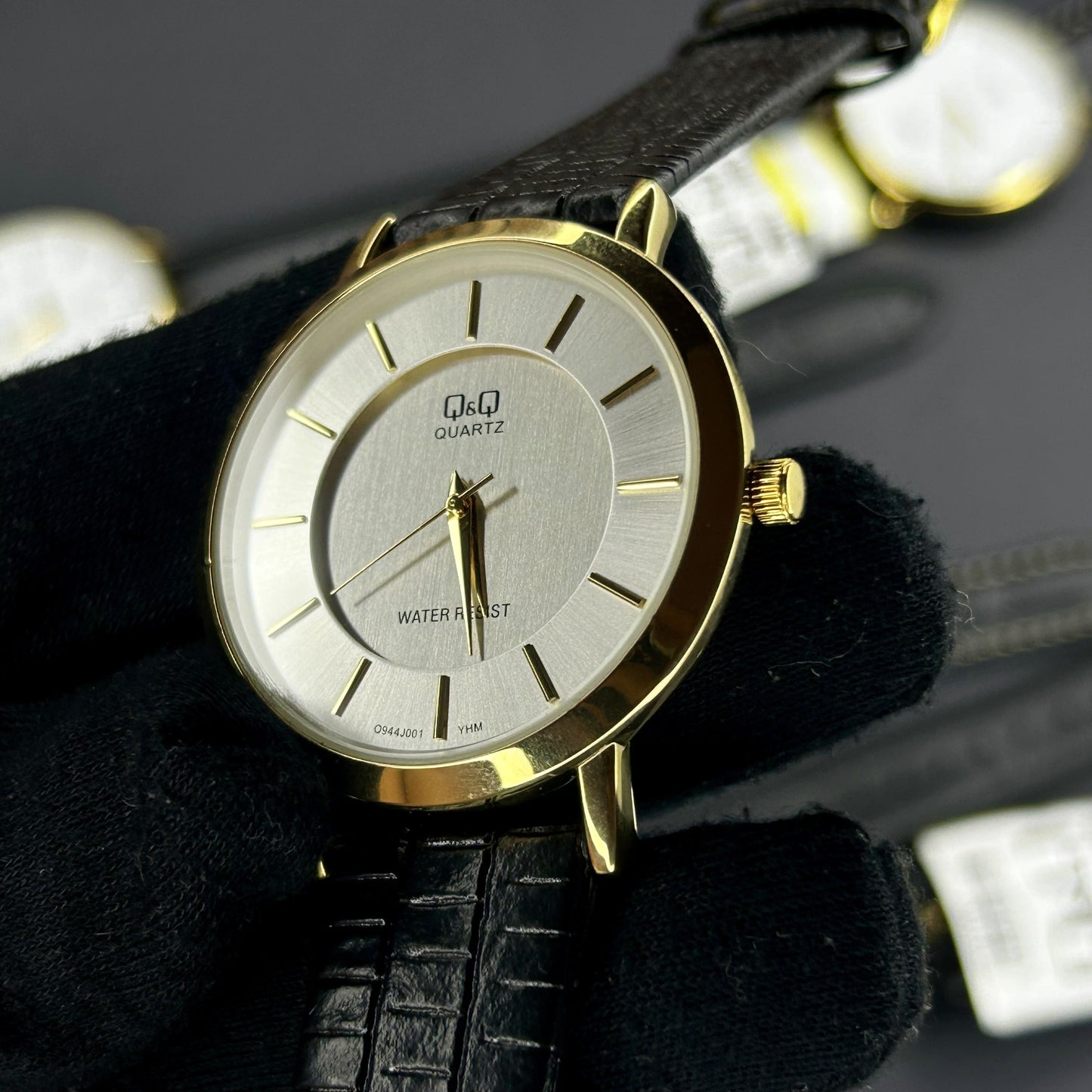 QyQ ORIGINAL PARA HOMBRE REF-Q944J001Y