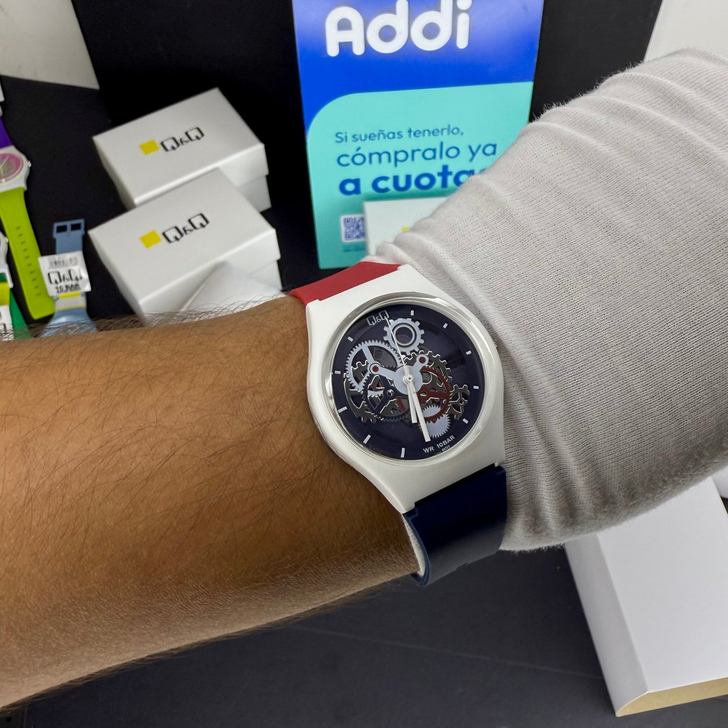 QyQ SUMERGIBLE TIPO SWATCH UNISES ORIGINAL REF-V39A-507VY