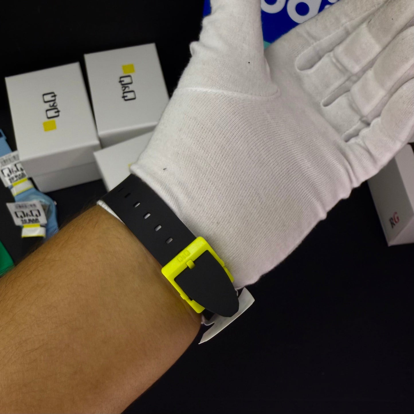 QyQ SUMERGIBLE TIPO SWATCH UNISES ORIGINAL REF-V39A-506VY