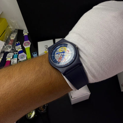 QyQ SUMERGIBLE TIPO SWATCH UNISES ORIGINAL REF-V41A-501VY