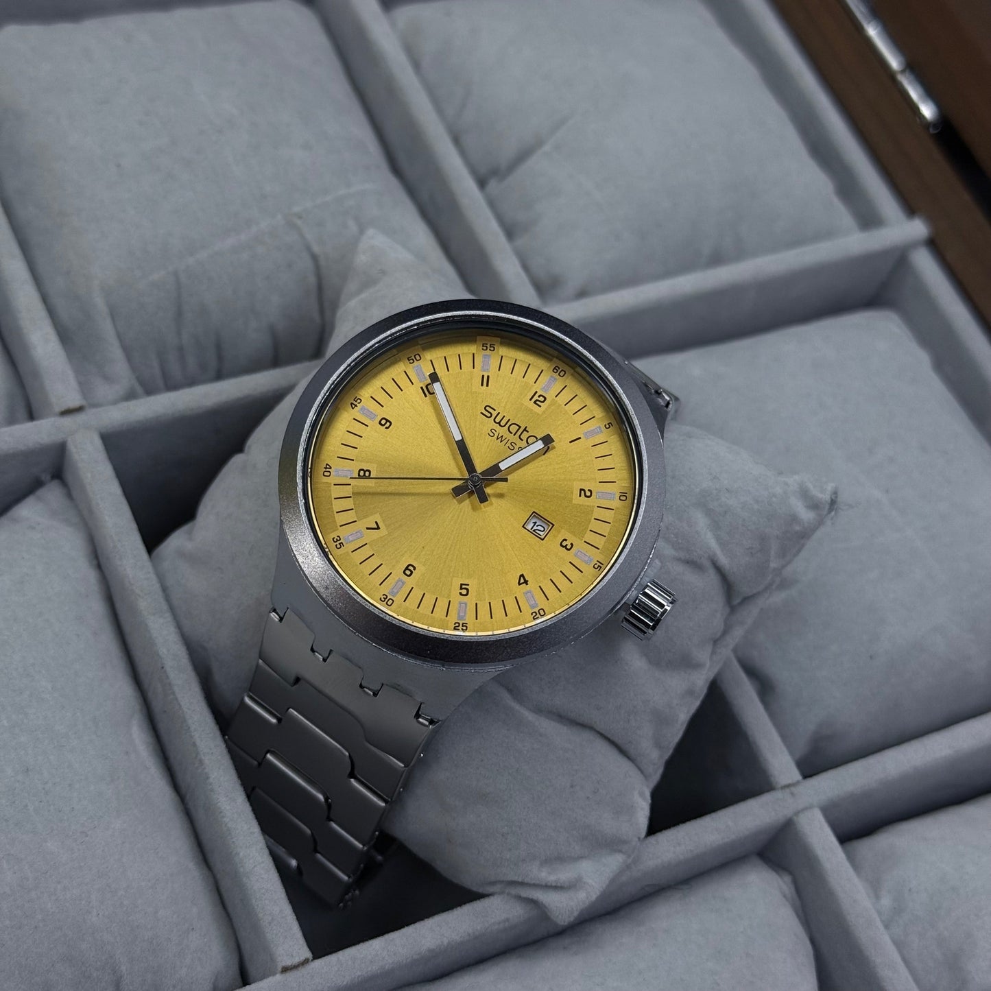 SWATCH BIG BOLD  PARA HOMBRE REF PY