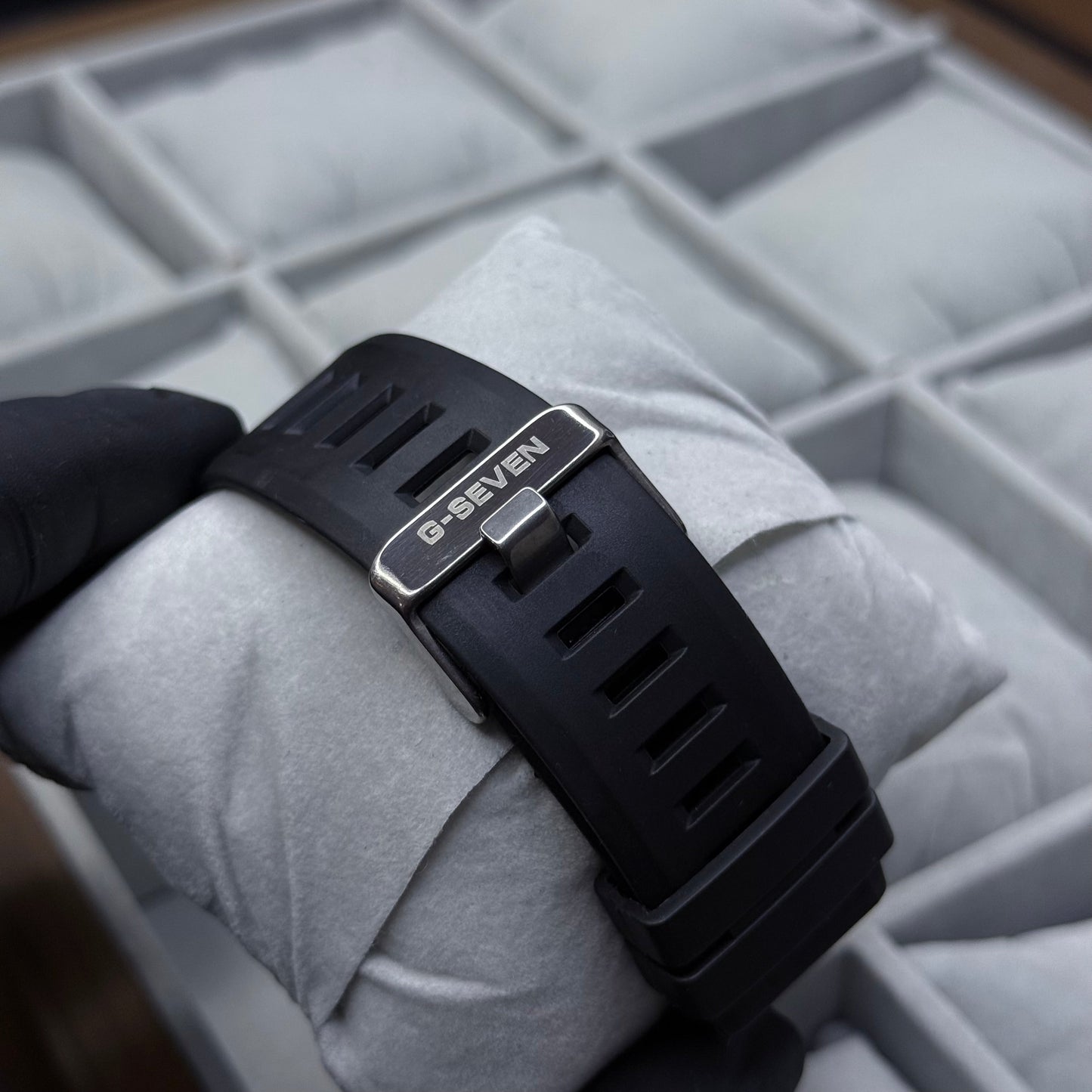G-SEVEN X G-SHOCK  PARA HOMBRE REF-907 NA